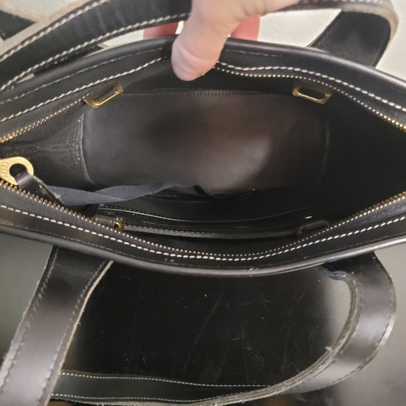 Dooney & Bourke Vintage  Made in USA Cabriolet Bucket Bag - Picture 10 of 16